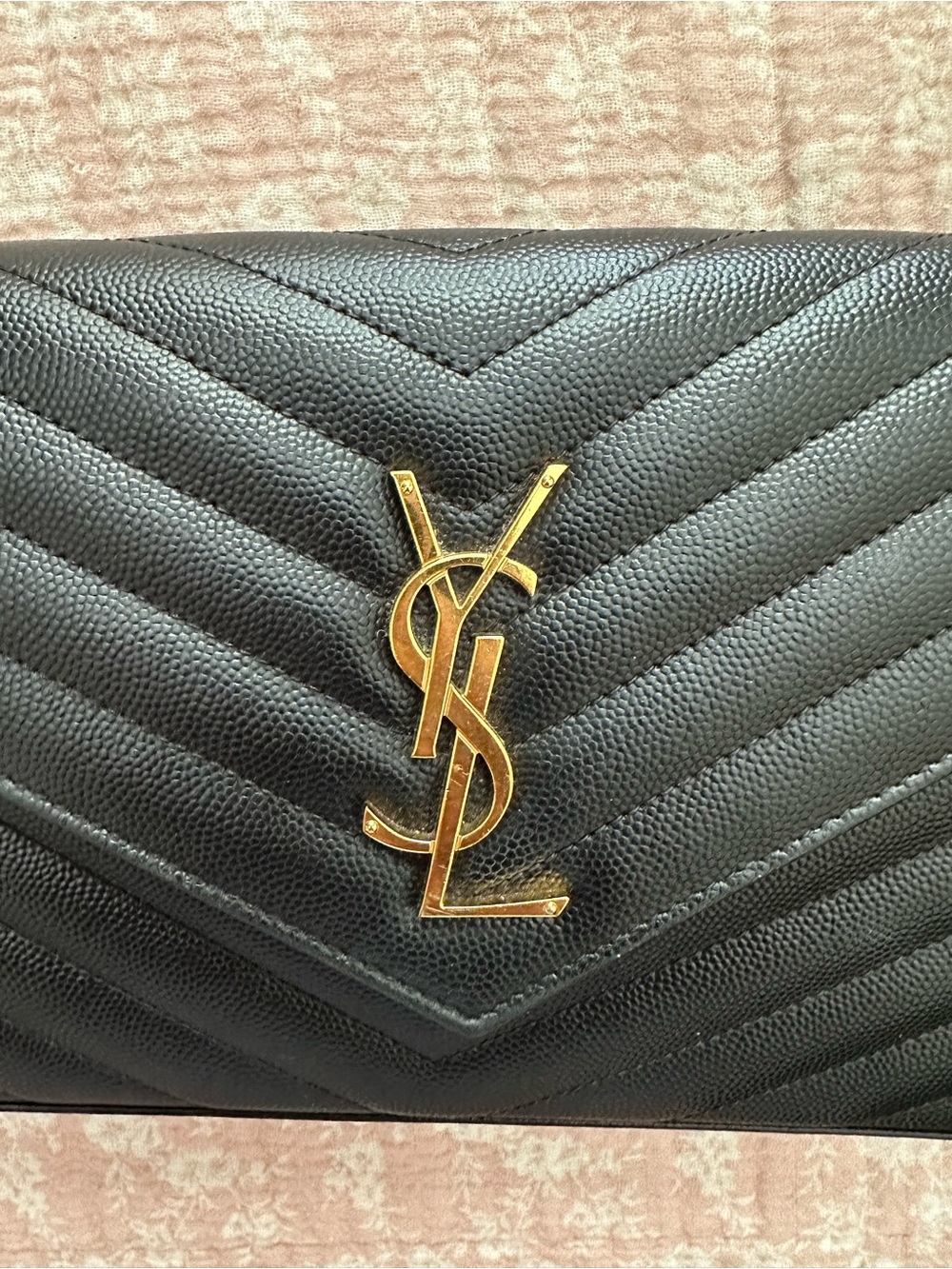 YSL crossbody bag. Black and gold hardware - Picture 7 of 7
